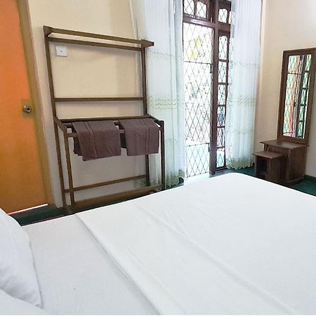 Kandy Guest House Kiribathkumbura Extérieur photo